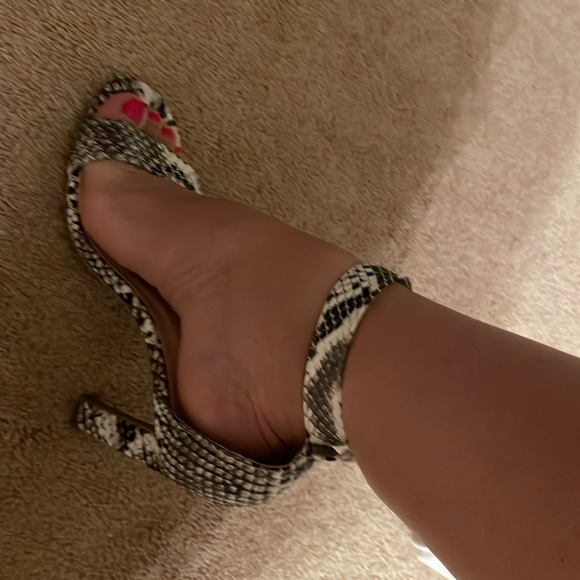 Qupid hurst-01, black/white sexy heel - Picture 5 of 7